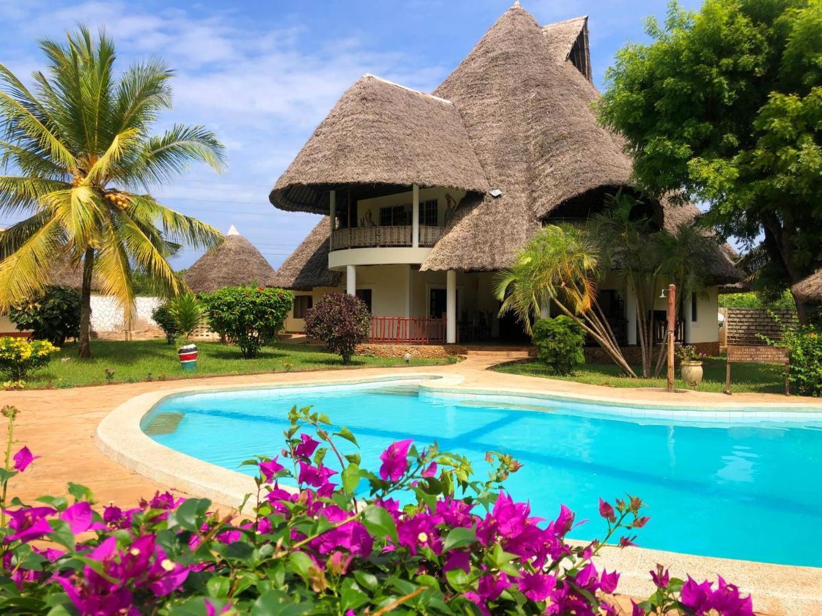 Diani-Paradise-Villas 디아니 해변 외부 사진